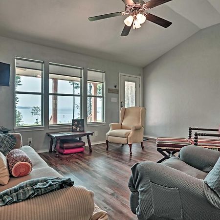 Relaxing Texas Getaway, 1 Mile To Boat Ramp! Villa Jefferson Exterior photo