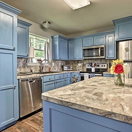 Relaxing Texas Getaway, 1 Mile To Boat Ramp! Villa Jefferson Exterior photo